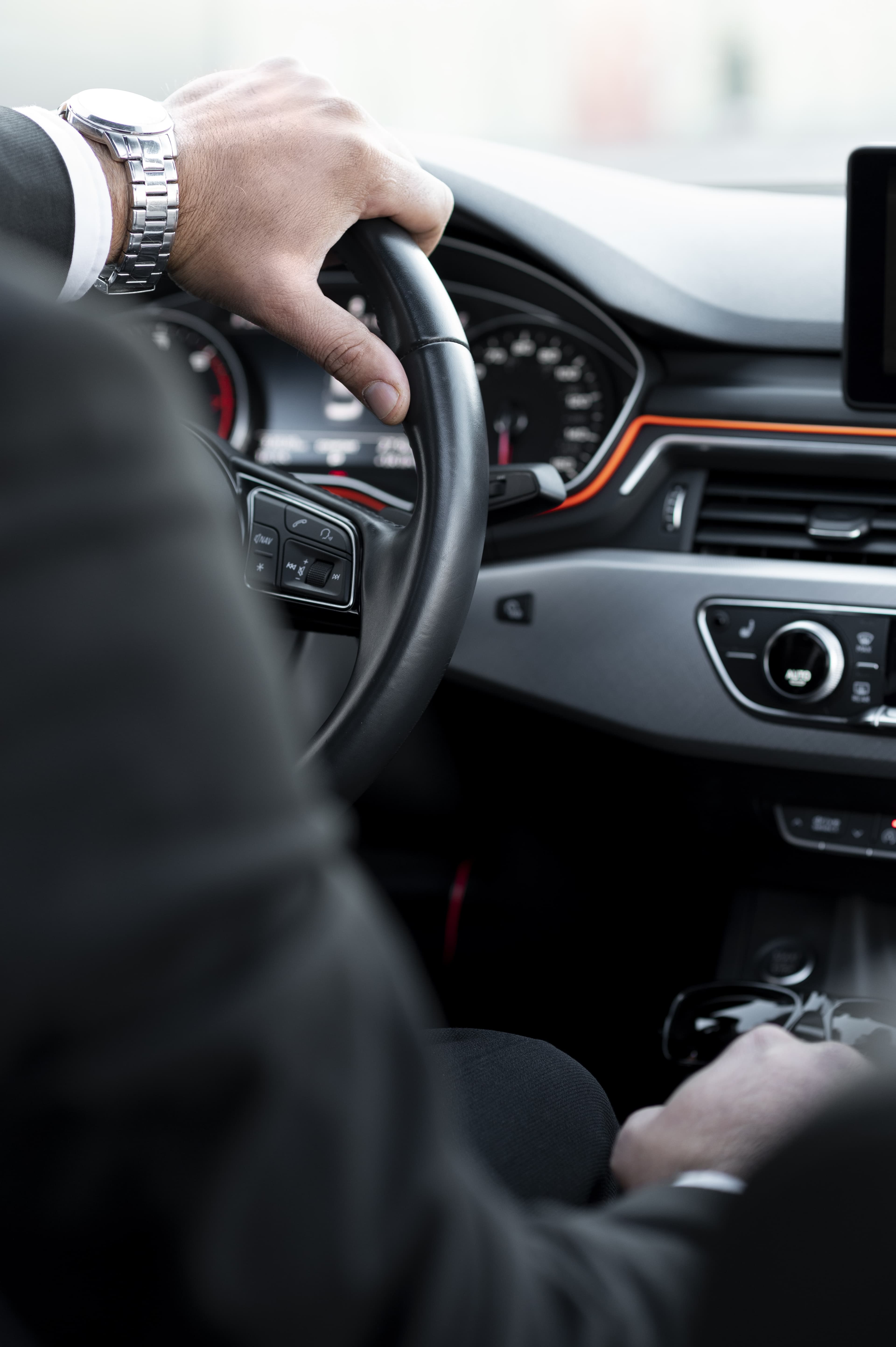 Discover our fleet of luxury vehicles
